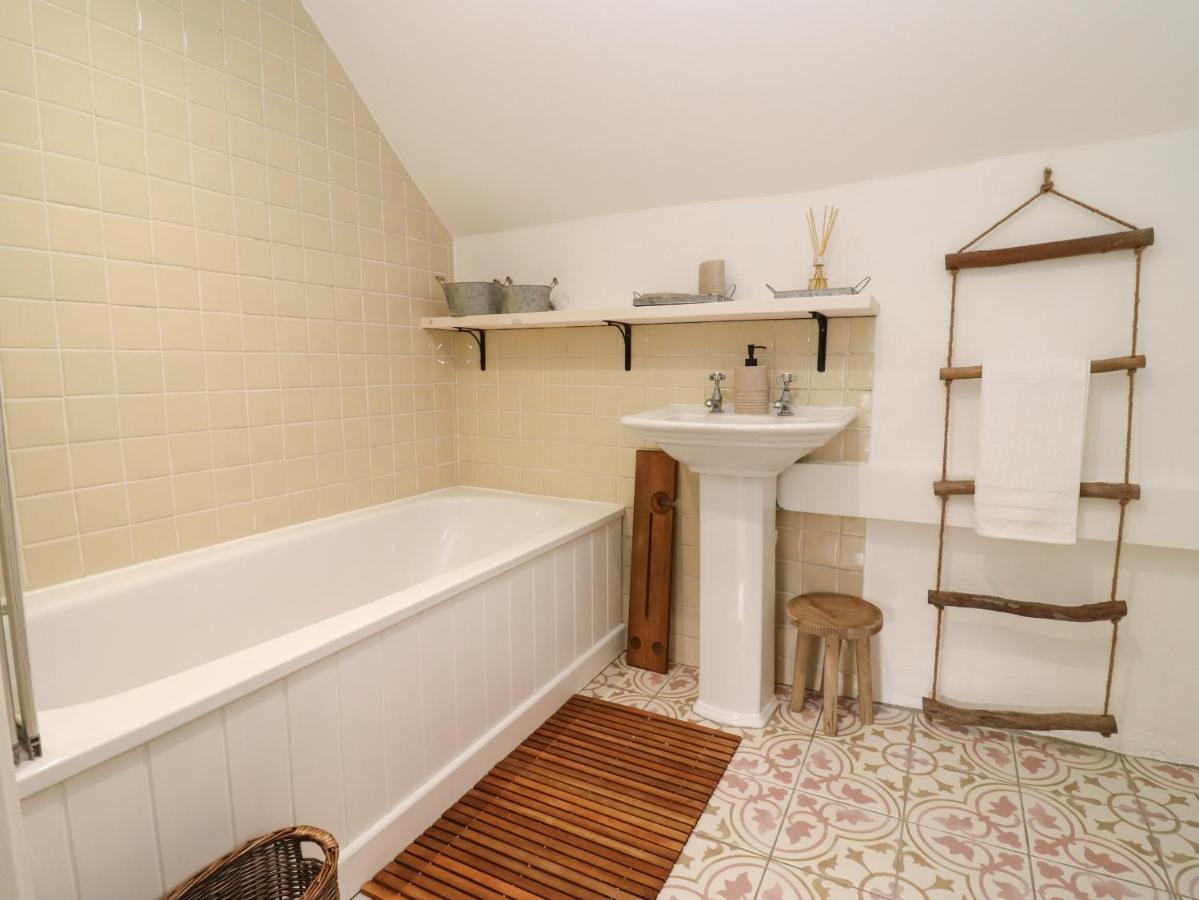 Hobbes Cottage Malmesbury Dış mekan fotoğraf